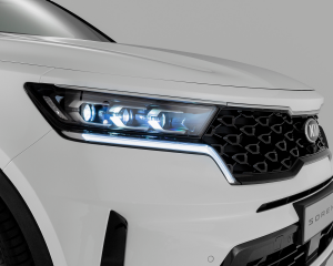  R5A9938 Front grille with headlights